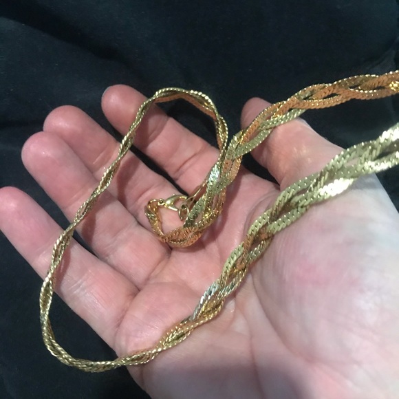 Sparkling Plaited Flat Gold Chains Necklace - Picture 9 of 10